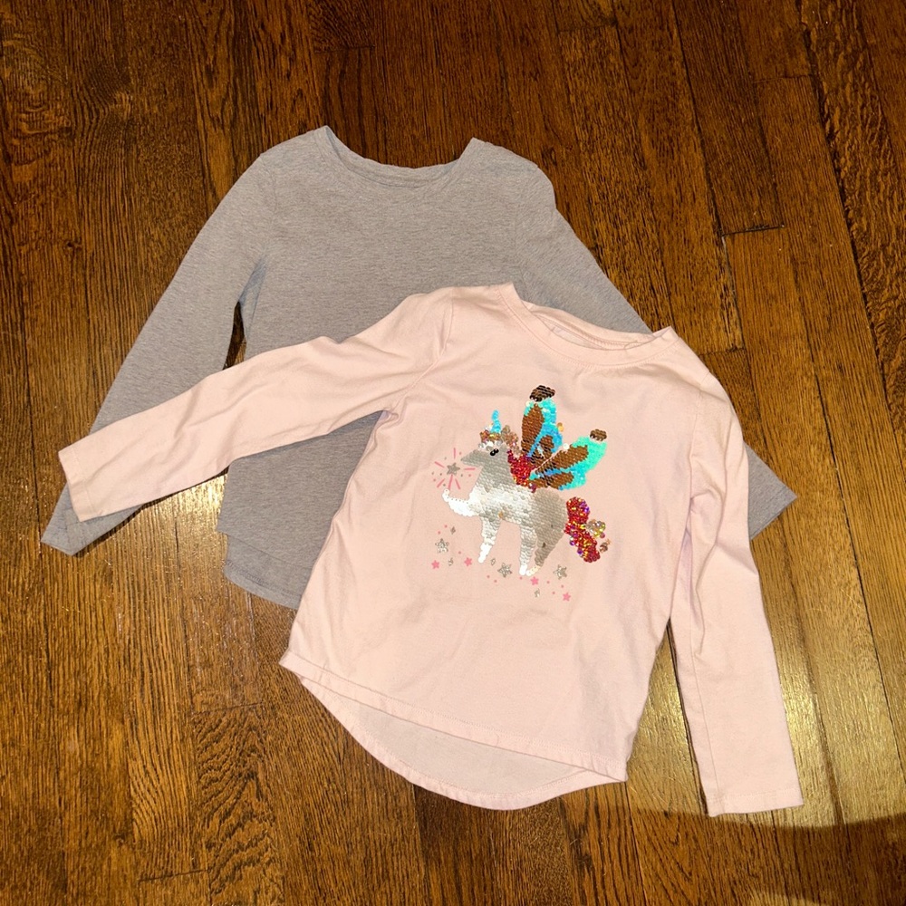 Bundle of 2 Cat & Jack long sleeve tees